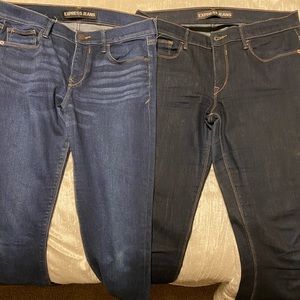 Mid-rise skinny jeans! Two pairs included!